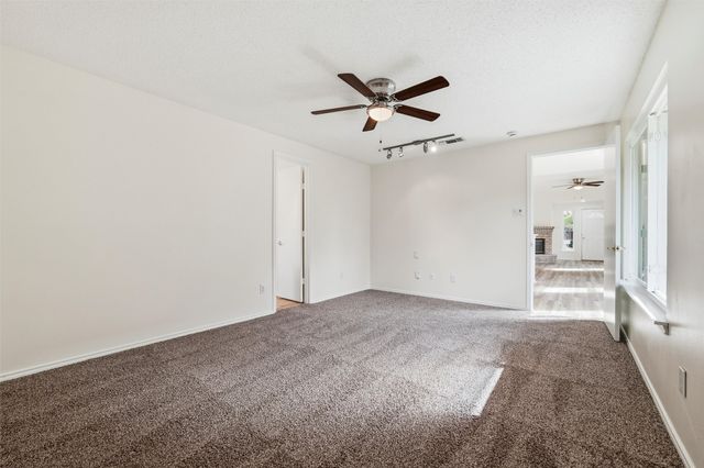 609 Renaissance Place, Cedar Hill, TX 75104