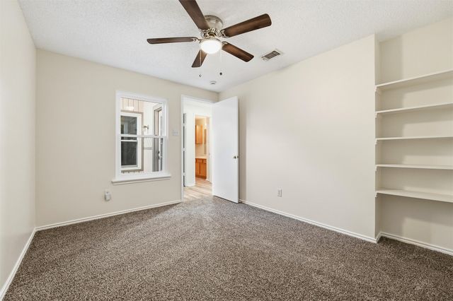 609 Renaissance Place, Cedar Hill, TX 75104