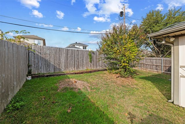 609 Renaissance Place, Cedar Hill, TX 75104