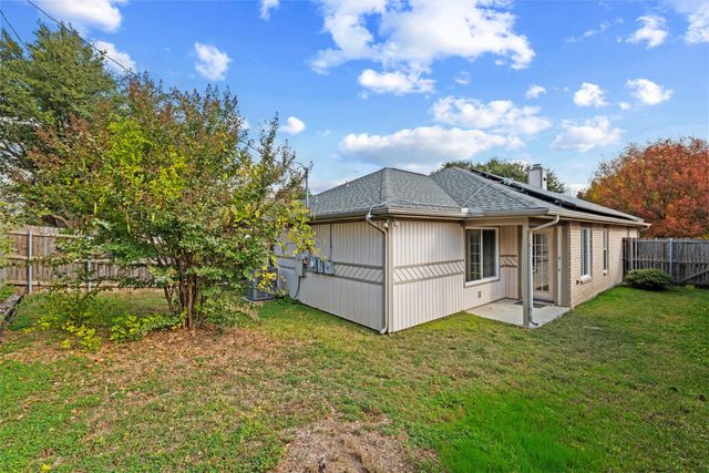 609 Renaissance Place, Cedar Hill, TX 75104