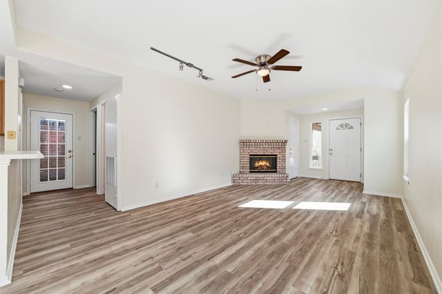 609 Renaissance Place, Cedar Hill, TX 75104