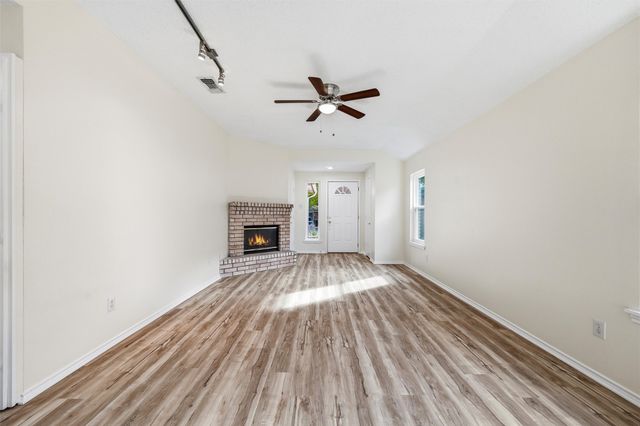 609 Renaissance Place, Cedar Hill, TX 75104