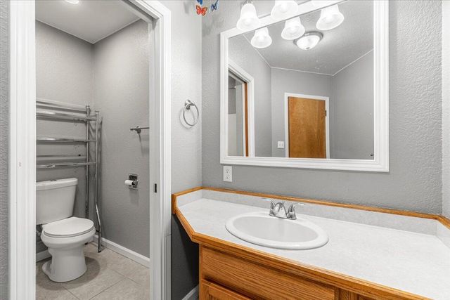 1274 Ross Hill Road, Fortuna, CA 95540