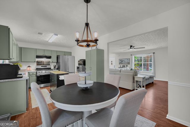 241 Fox Run, Loganville, GA 30052
