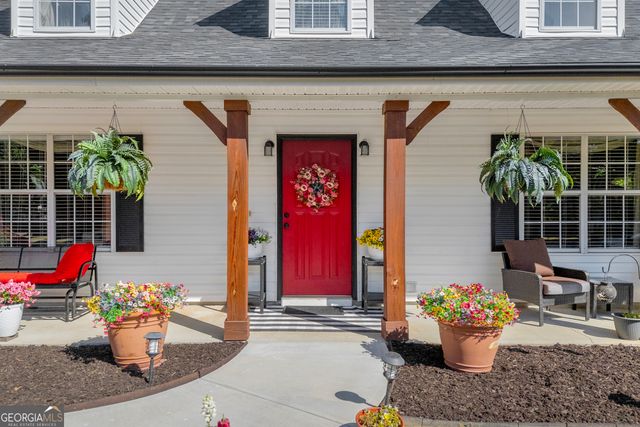241 Fox Run, Loganville, GA 30052
