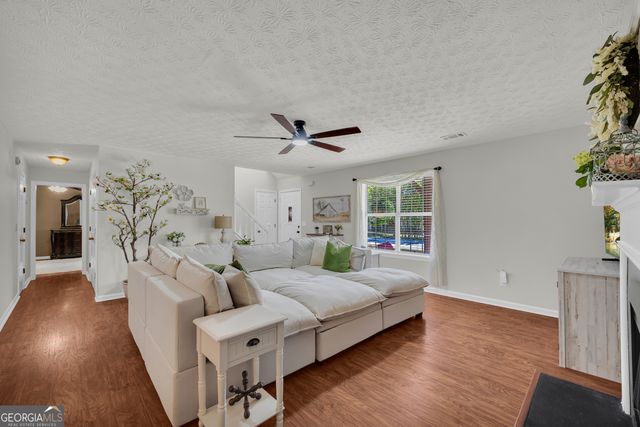 241 Fox Run, Loganville, GA 30052
