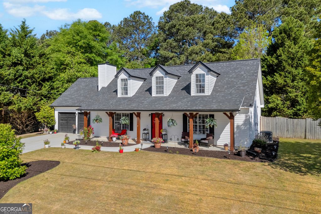 241 Fox Run, Loganville, GA 30052