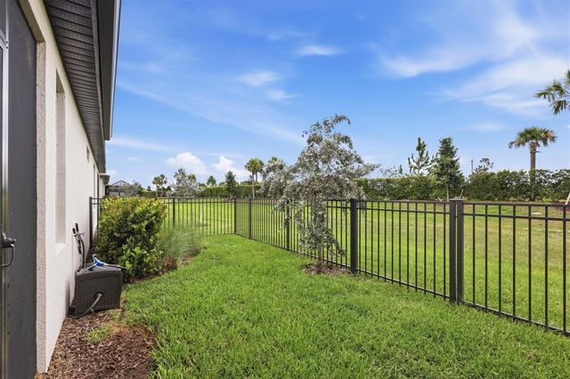 6499 SILVERSTAR DRIVE, Sarasota, FL 34240