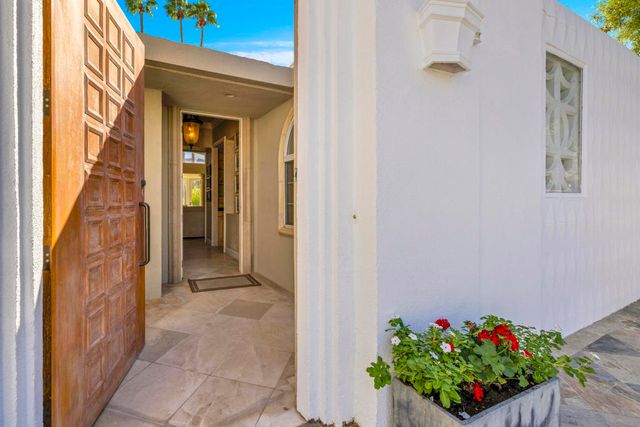 489 E San Jose Road, Palm Springs, CA 92264