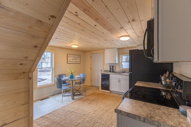 712 11th Street NW, Bemidji, MN 56601