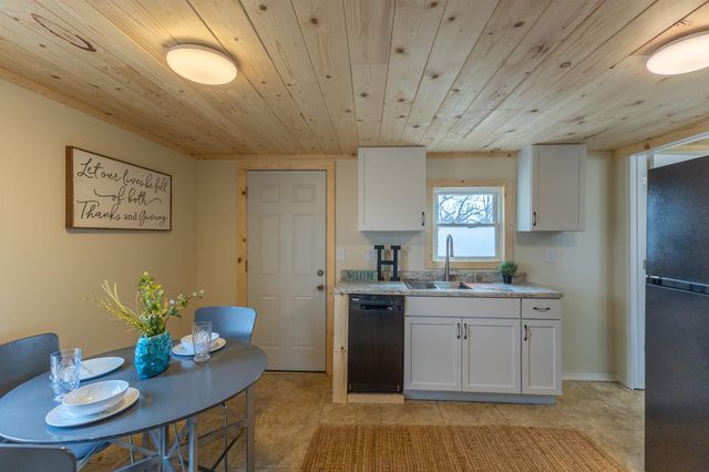 712 11th Street NW, Bemidji, MN 56601