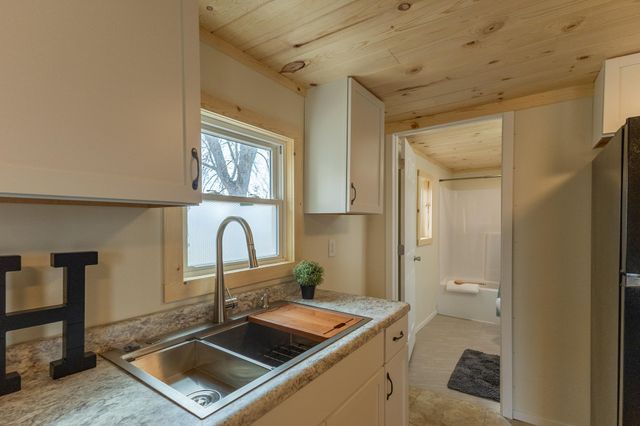 712 11th Street NW, Bemidji, MN 56601