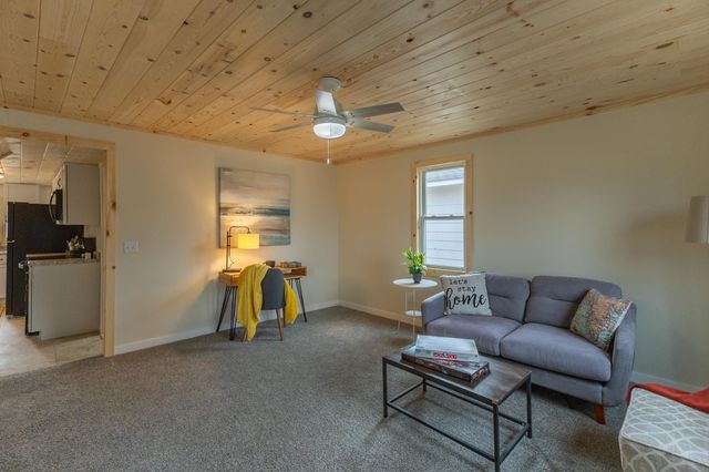 712 11th Street NW, Bemidji, MN 56601