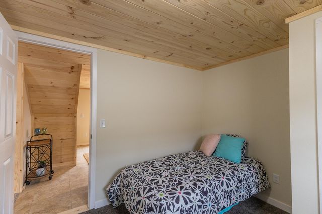712 11th Street NW, Bemidji, MN 56601