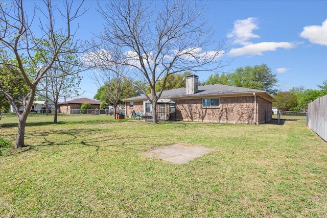 103 York Drive, Lorena, TX 76655