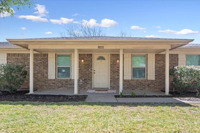 103 York Drive, Lorena, TX 76655