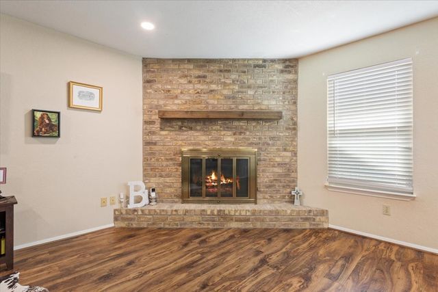 103 York Drive, Lorena, TX 76655