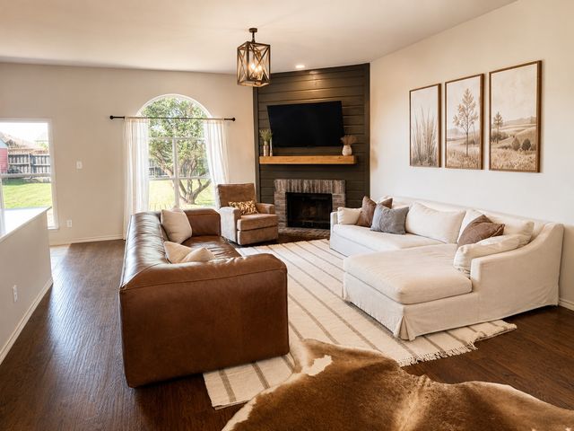 105 Hillside Drive, Celina, TX 75009