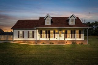 151 Rileys Bend Rd, Lynchburg, TN 37352