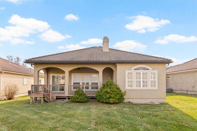 1208 SW Neelie Lane, Lee's Summit, MO 64082