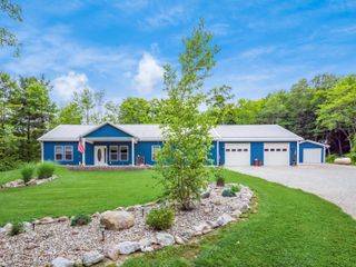 9325 Cinder Tipple Road, Heath, OH 43056