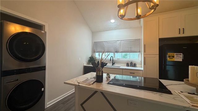 754 North Avenue, Hapeville, GA 30354