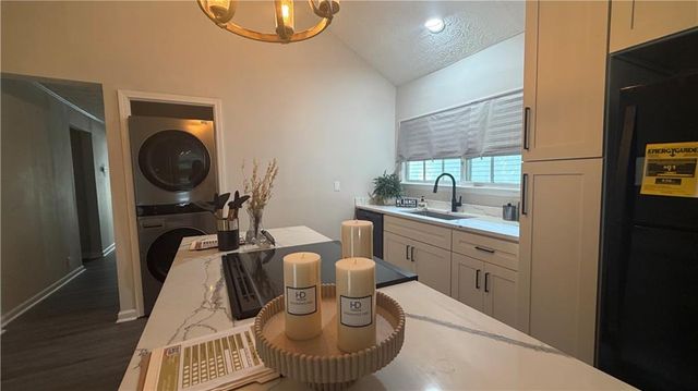 754 North Avenue, Hapeville, GA 30354