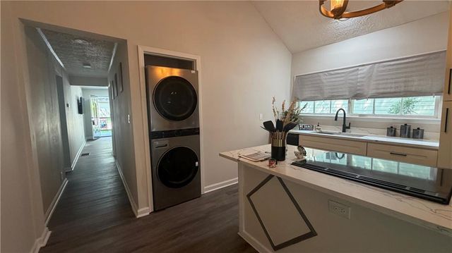 754 North Avenue, Hapeville, GA 30354