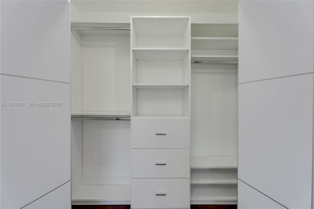 7044 NW 115th Ct, Doral, FL 33178