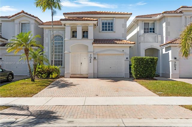 7044 NW 115th Ct, Doral, FL 33178