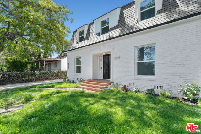 8918 Cadillac Avenue B, Los Angeles, CA 90034