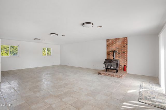 27363 Fudge Road, Meadowview, VA 24361