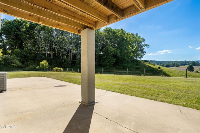 27363 Fudge Road, Meadowview, VA 24361