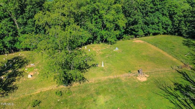 27363 Fudge Road, Meadowview, VA 24361