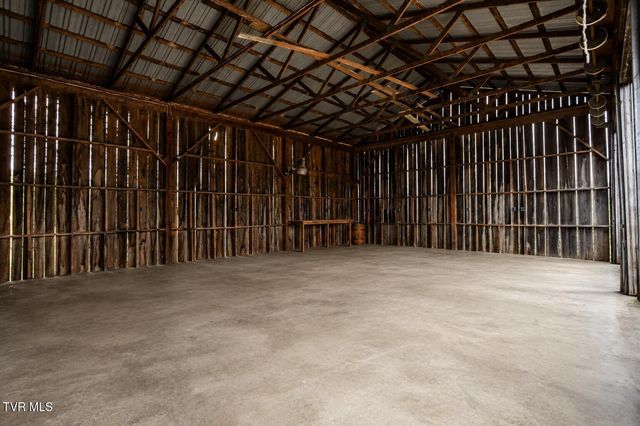 27363 Fudge Road, Meadowview, VA 24361