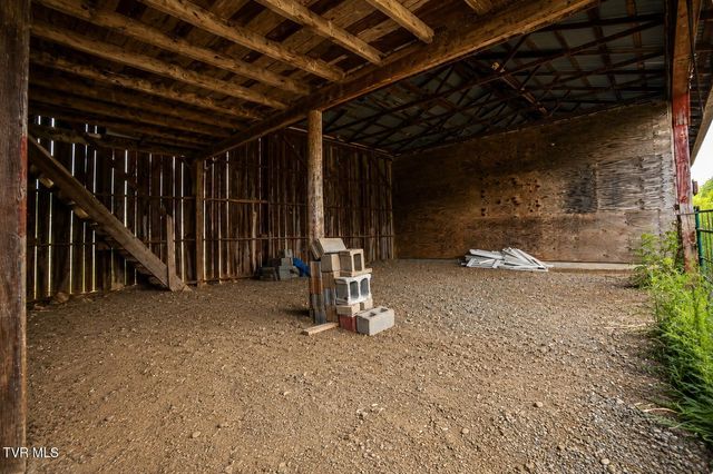 27363 Fudge Road, Meadowview, VA 24361