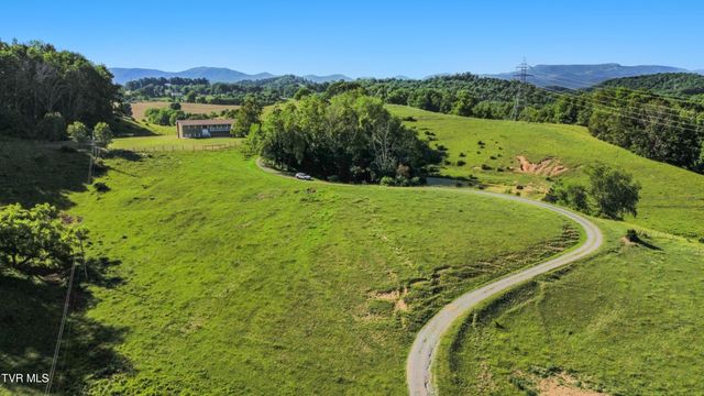 27363 Fudge Road, Meadowview, VA 24361