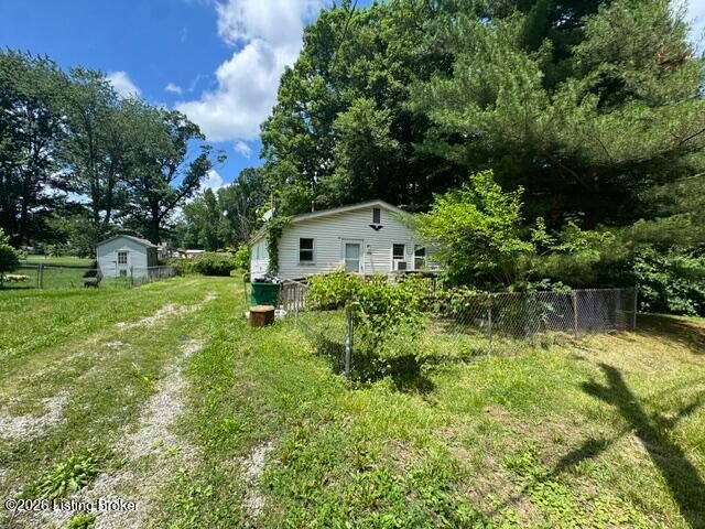 6618 Daytona Ave, Louisville, KY 40216