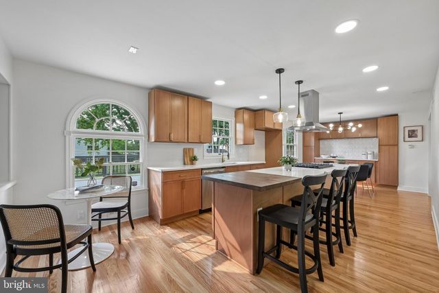 3 KENNINGTON RD, Marlton, NJ 08053