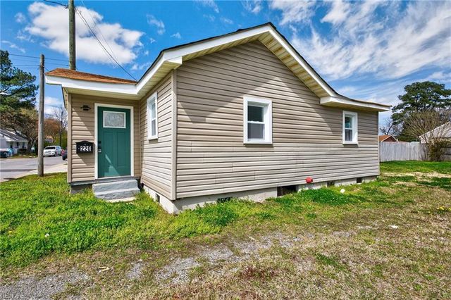 220 Charlotte AVE, Suffolk, VA 23434