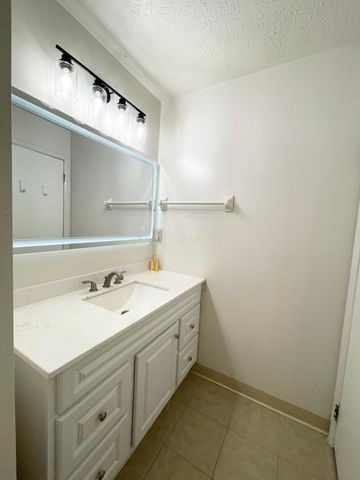 2172 Hedgerow Road, 2172C, Columbus, OH 43220