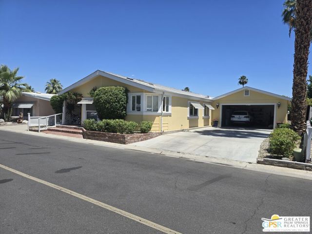 58 N Paseo Laredo, Cathedral City, CA 92234