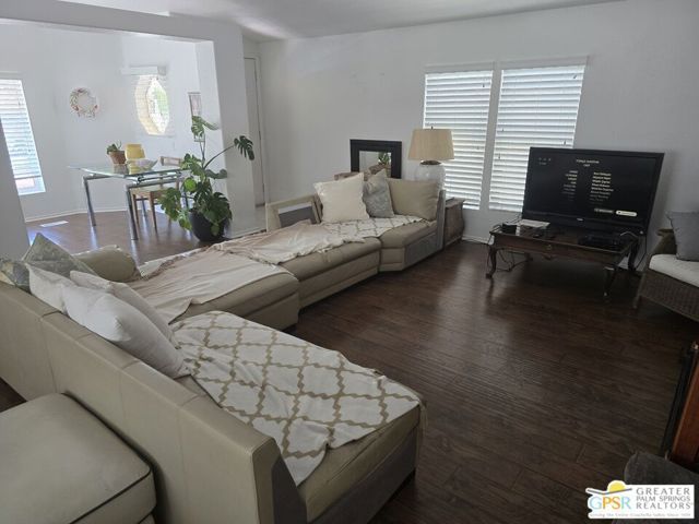 58 N Paseo Laredo, Cathedral City, CA 92234