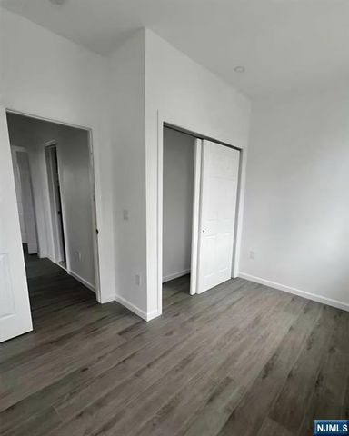 280 Macarthur Avenue, Garfield, NJ 07026