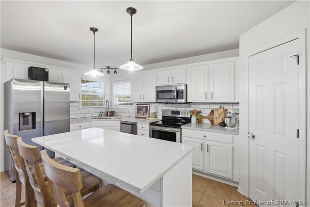 6108 Caleigh Drive, Charlestown, IN 47111