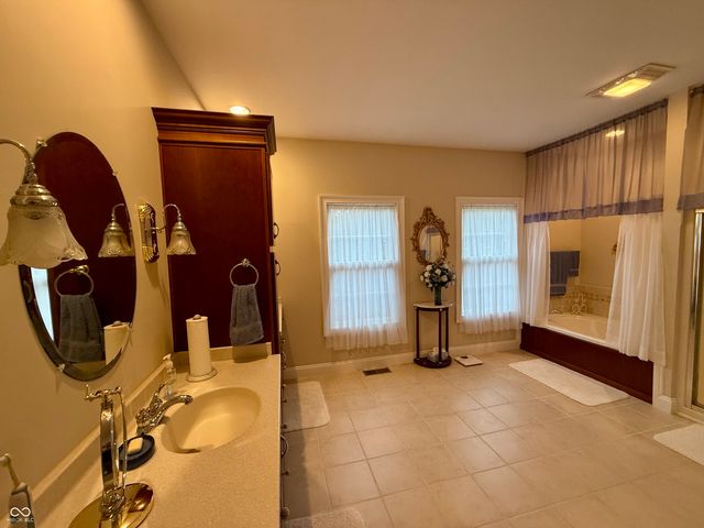 11668 N State Road 129, Batesville, IN 47006