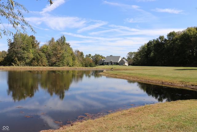 11668 N State Road 129, Batesville, IN 47006