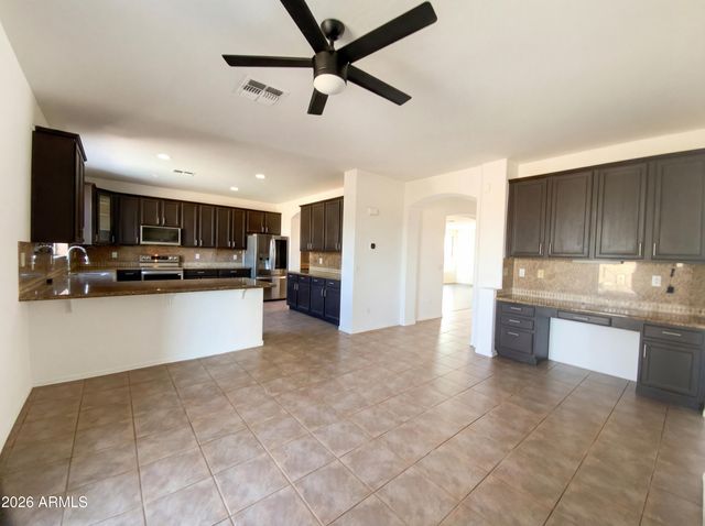 1278 E ALTADONNA Court, San Tan Valley, AZ 85140