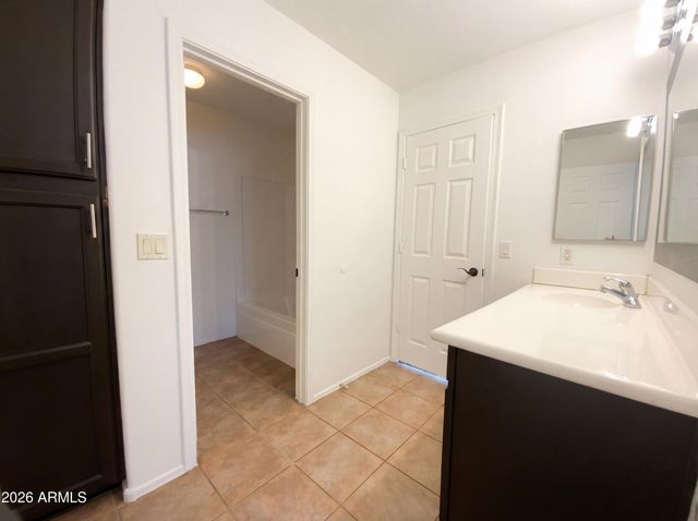 1278 E ALTADONNA Court, San Tan Valley, AZ 85140