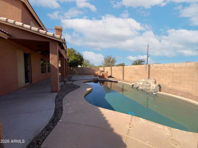 1278 E ALTADONNA Court, San Tan Valley, AZ 85140